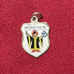 Vintage REU 800 Silver/Enamel Coat of Arms Charm for Munchen, Germany